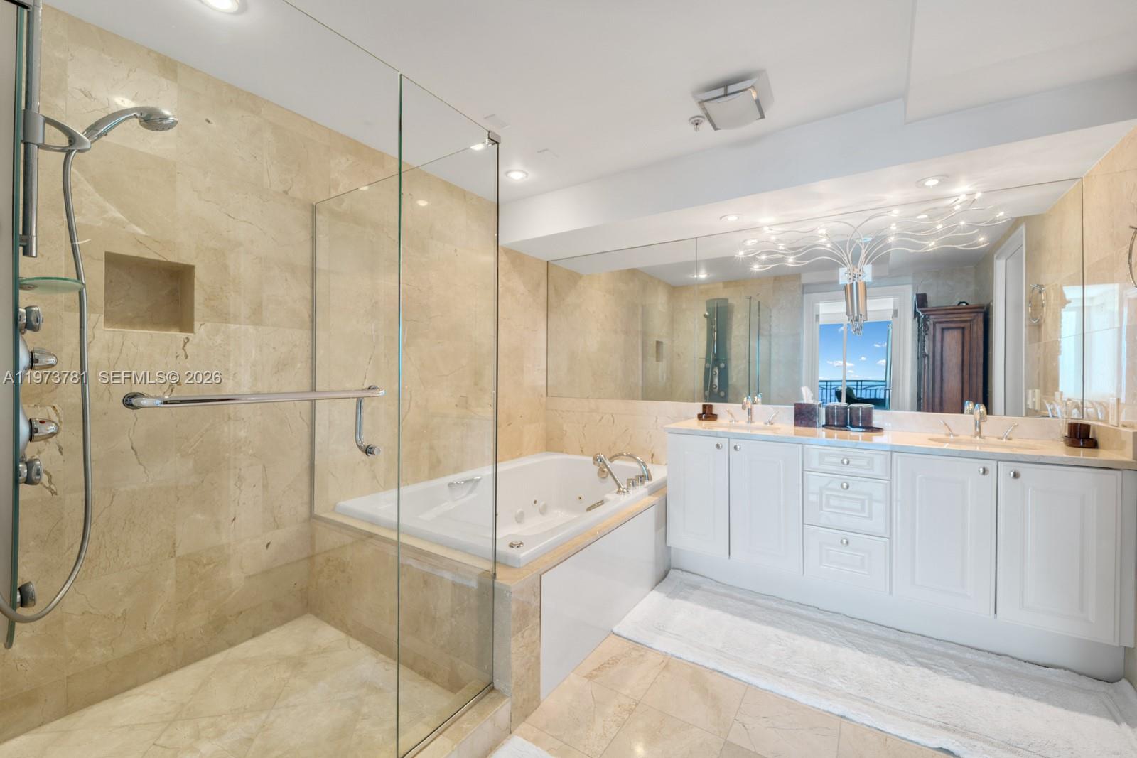 3400 SW 27th Ave # 2102