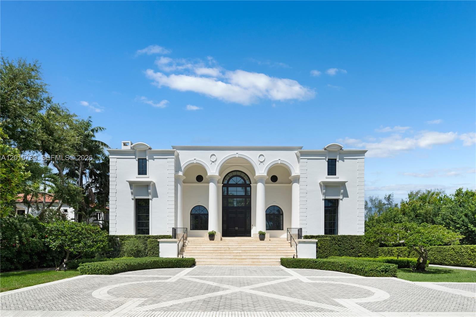 26 Tahiti Beach Island Rd