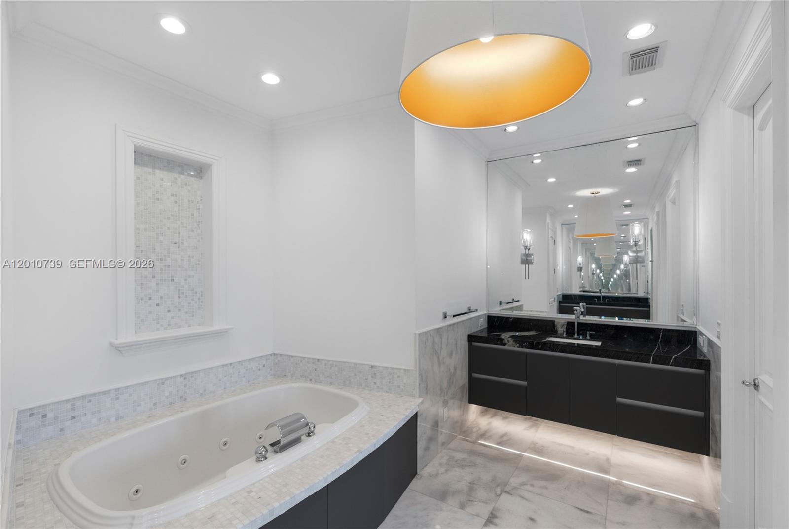 26 Tahiti Beach Island Rd