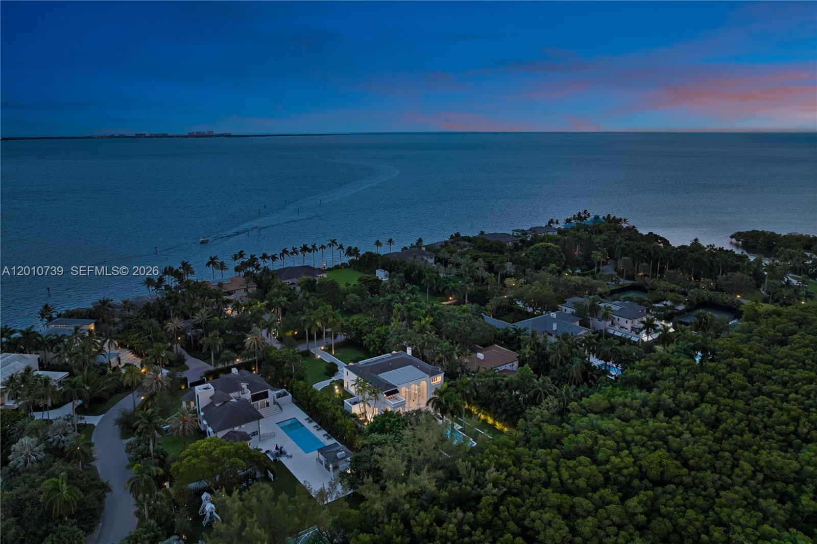 26 Tahiti Beach Island Rd