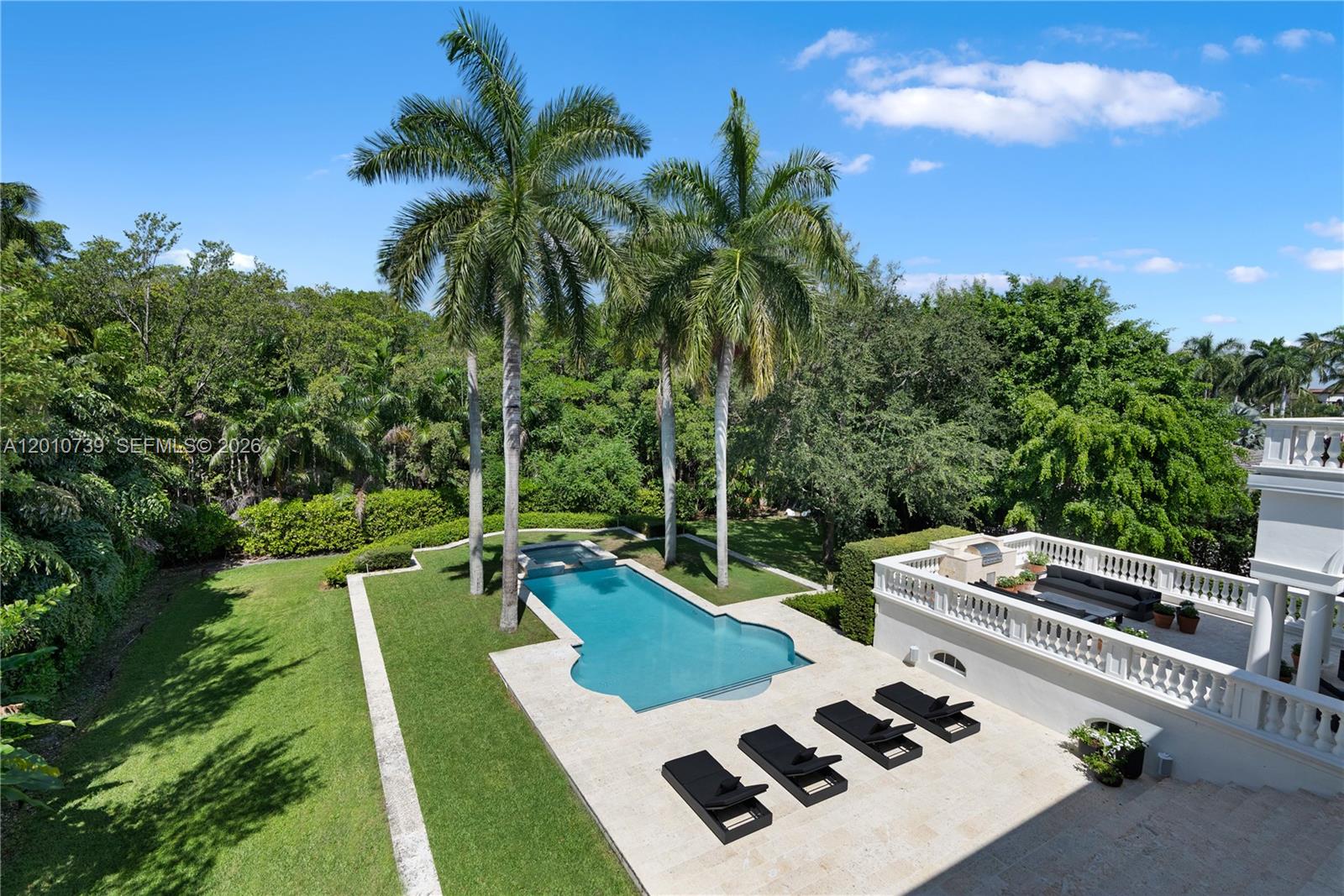 26 Tahiti Beach Island Rd