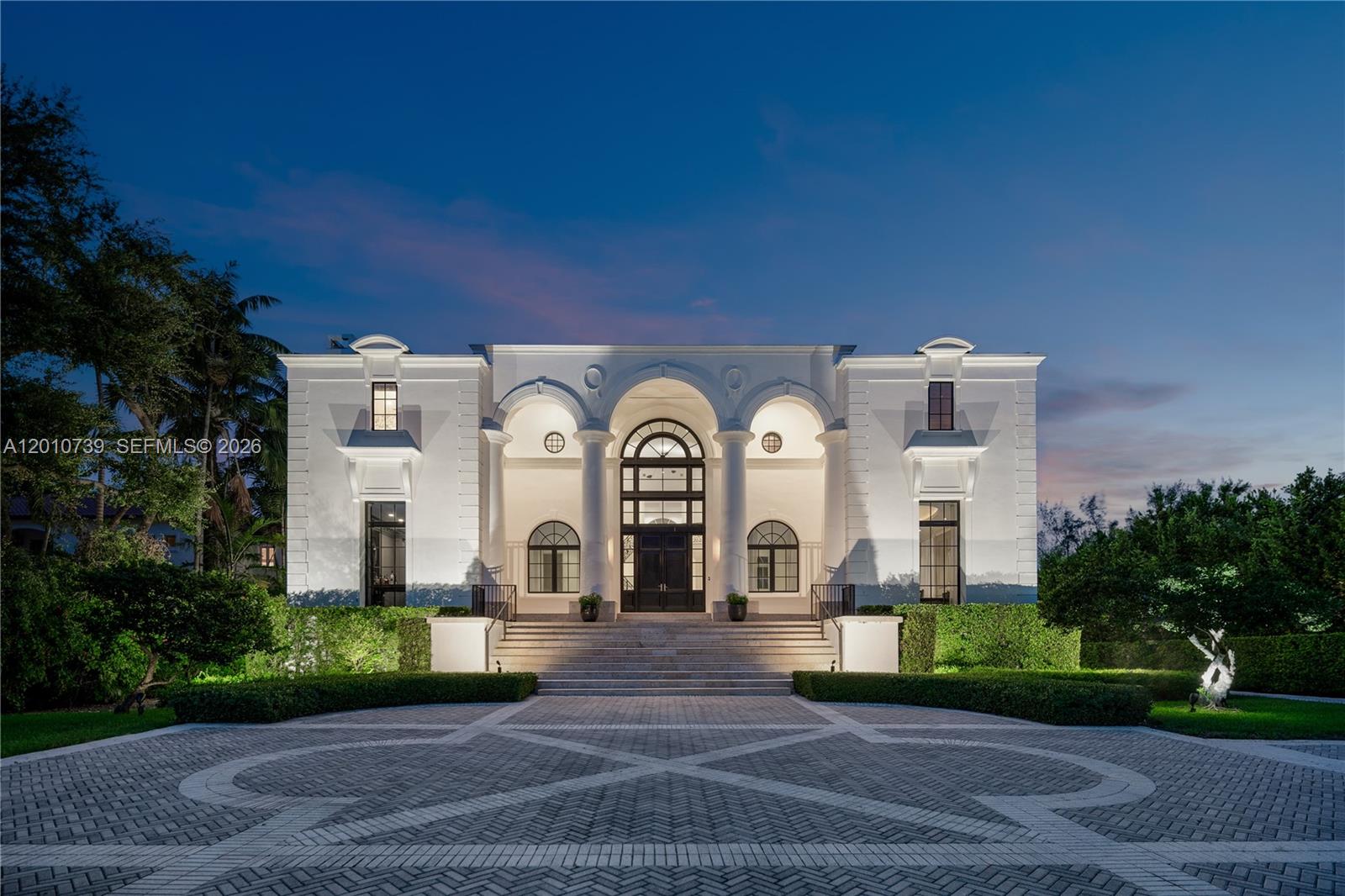 26 Tahiti Beach Island Rd