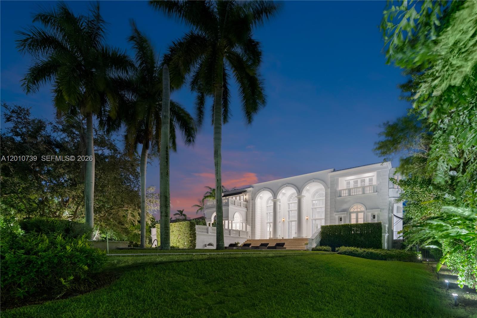 26 Tahiti Beach Island Rd