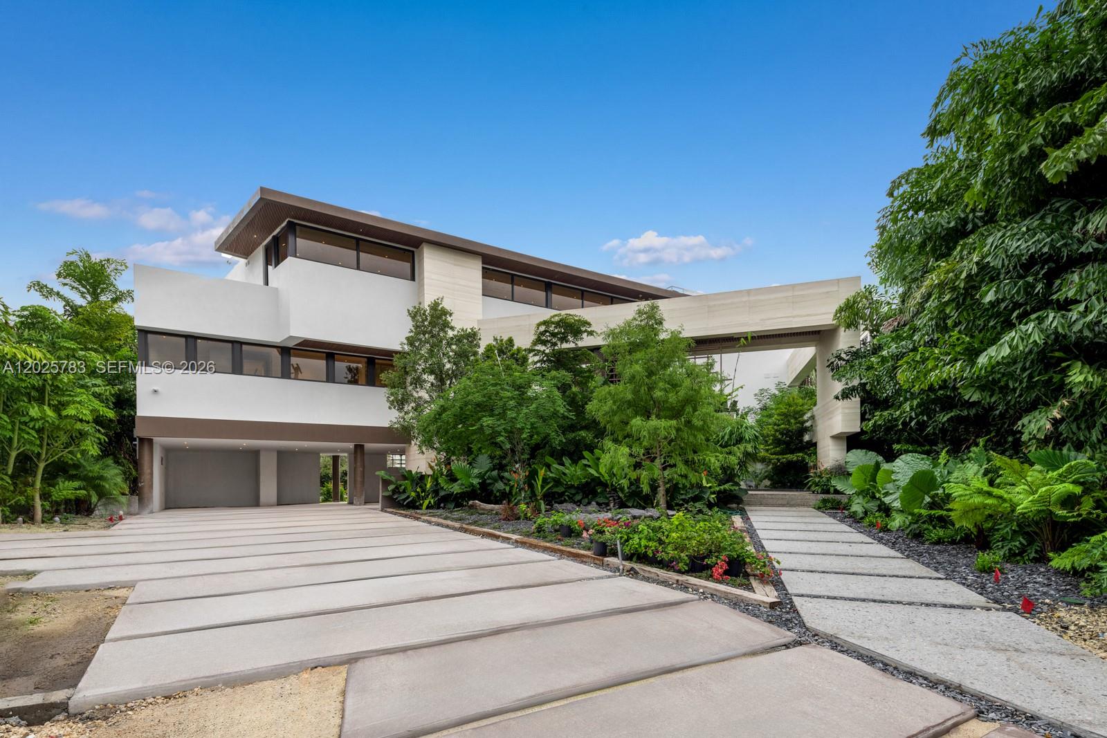 6941 Sunrise Ct