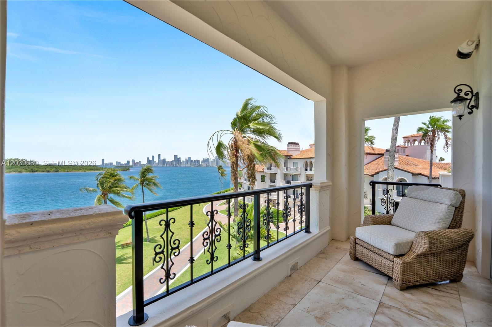 2244 Fisher Island Dr # 3404