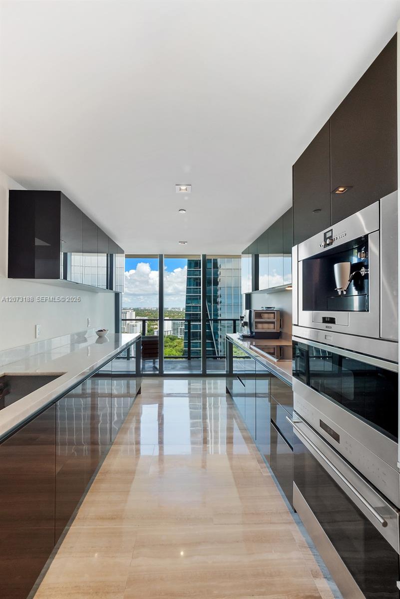 1451 Brickell Ave # 2405