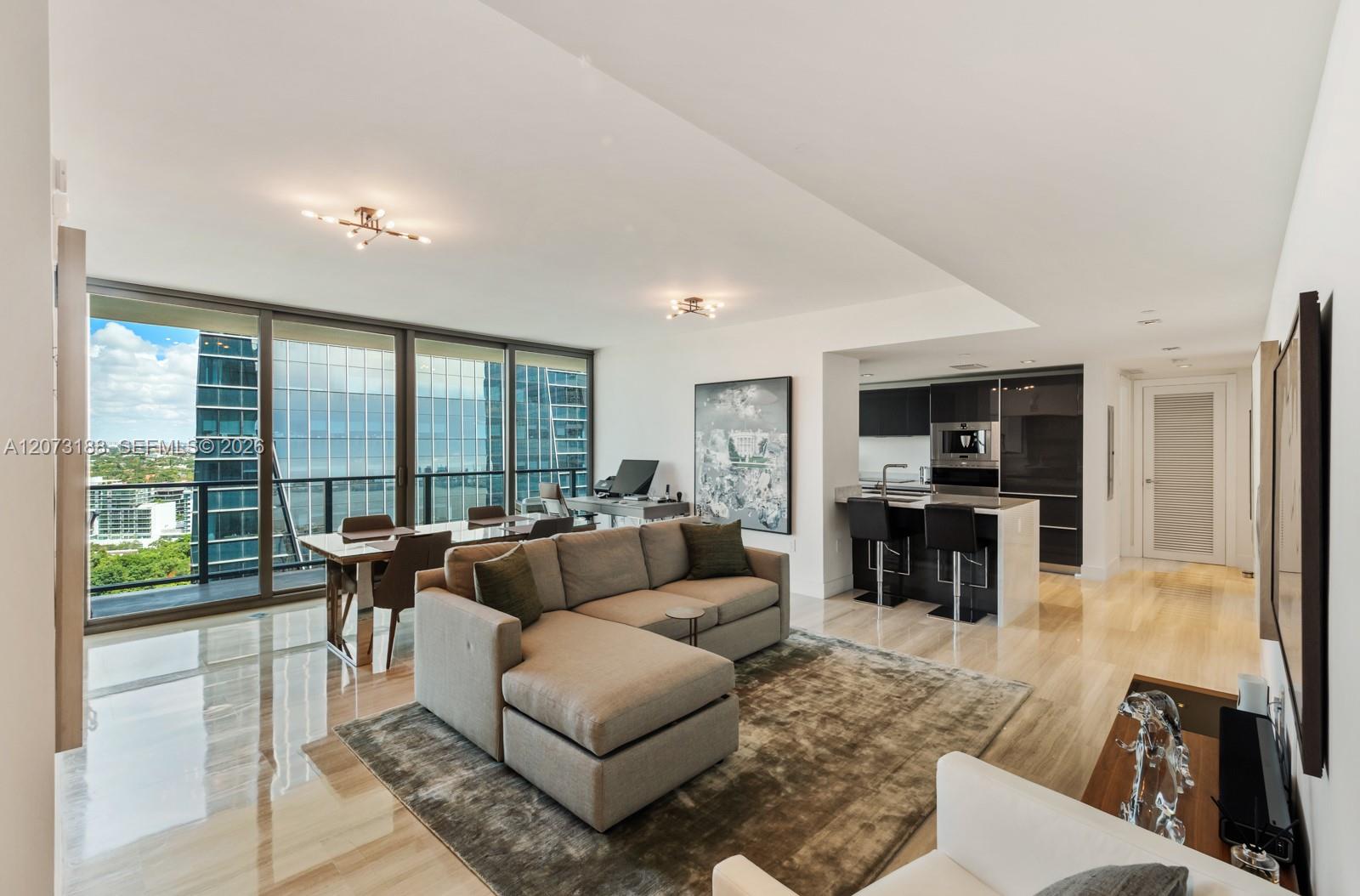 1451 Brickell Ave # 2405