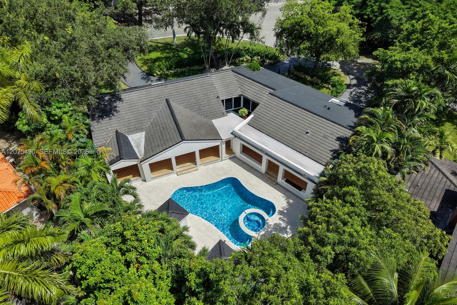 8150 Old Cutler Rd