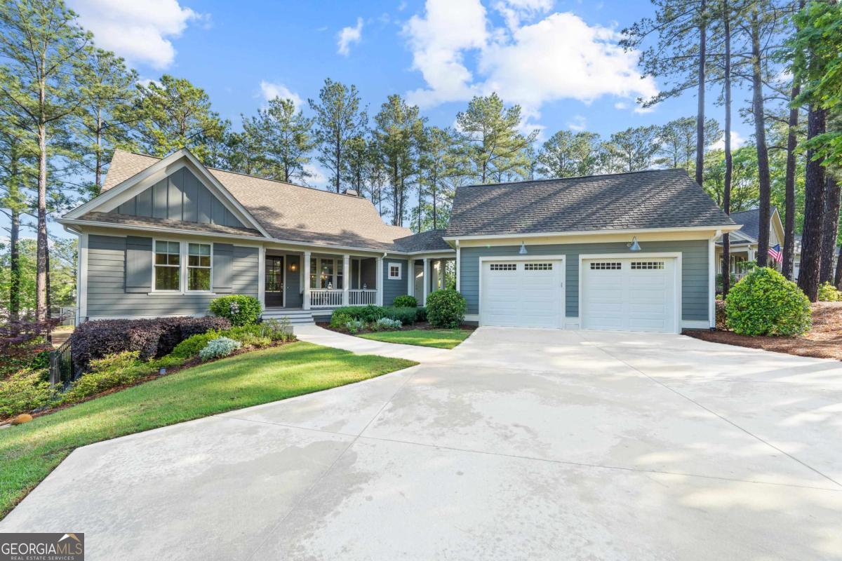 1041 Club Pointe Circle