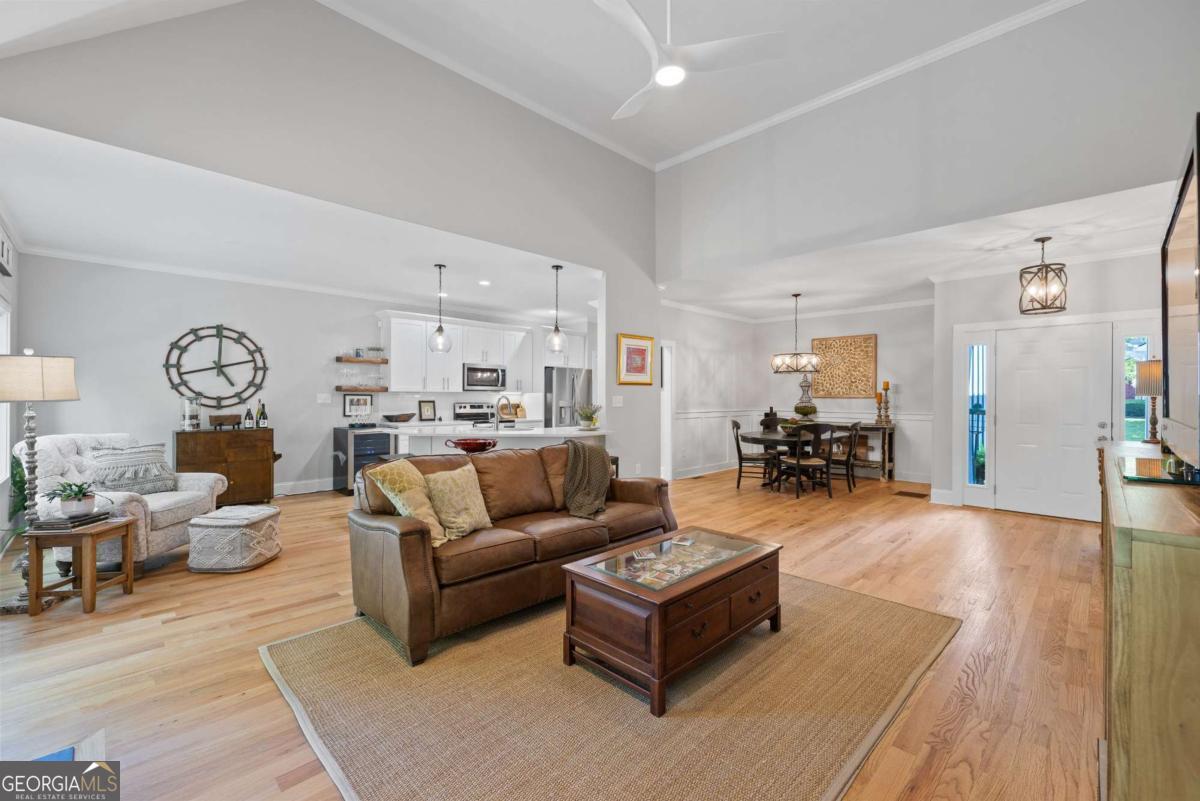 220 Meredith Ridge Road