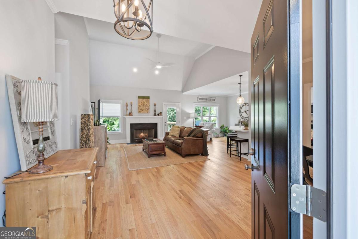 220 Meredith Ridge Road