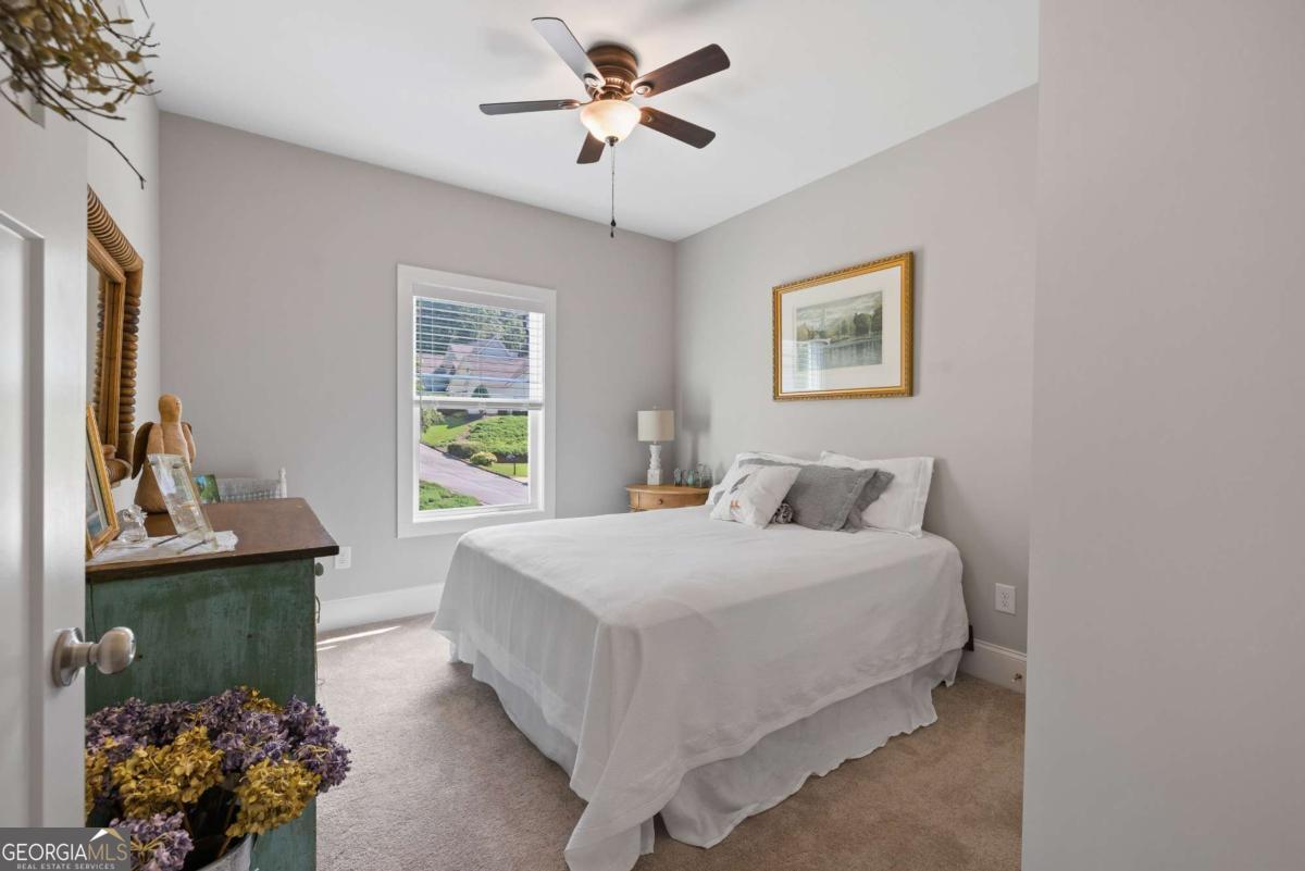 220 Meredith Ridge Road