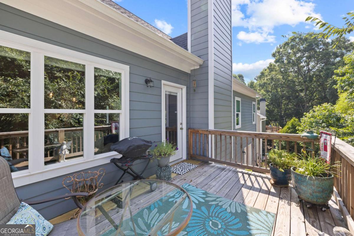 220 Meredith Ridge Road