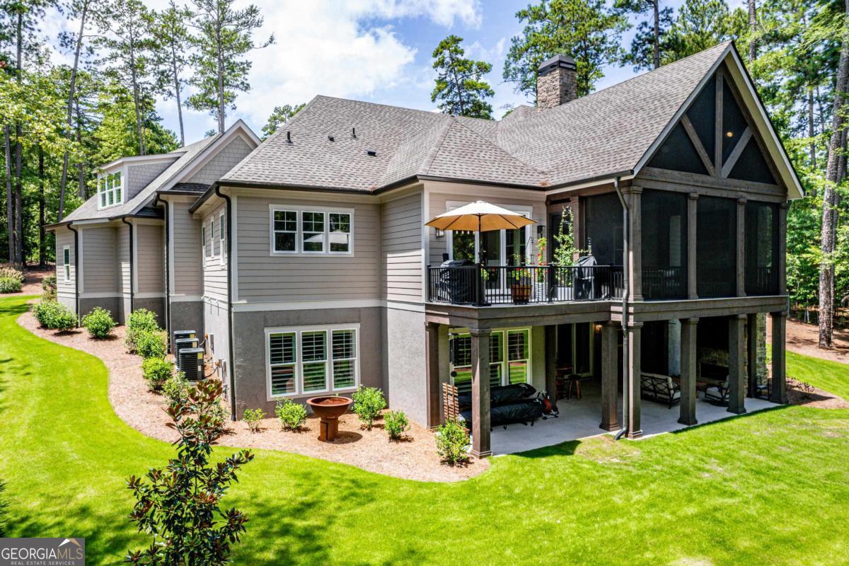 1030 Parrotts Cove