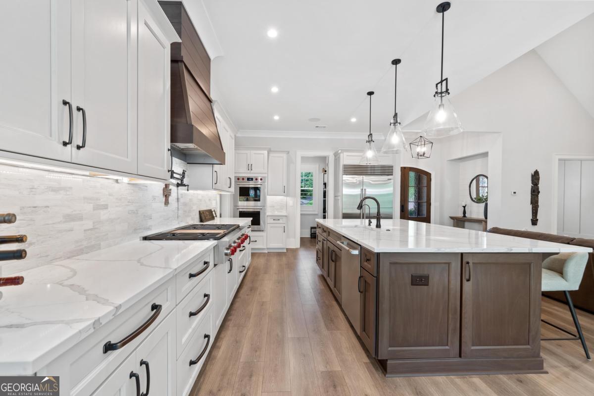1030 Parrotts Cove