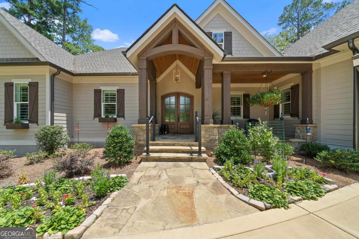 1030 Parrotts Cove
