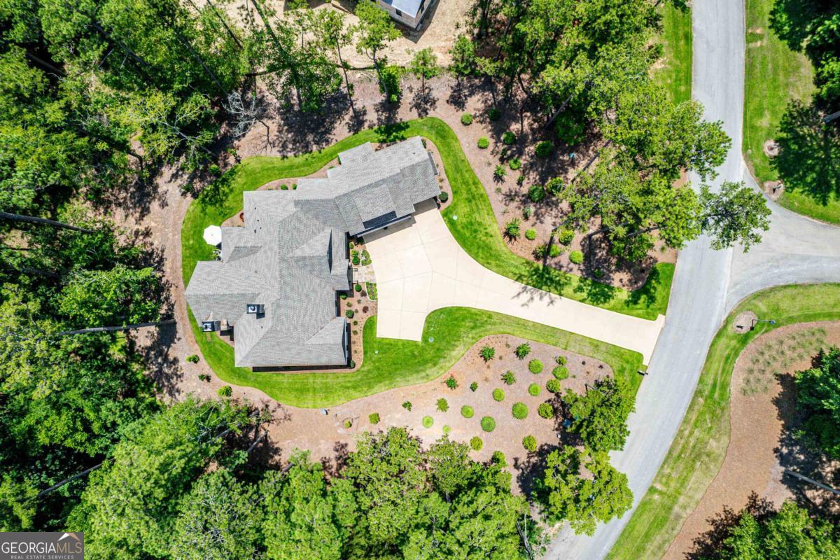 1030 Parrotts Cove