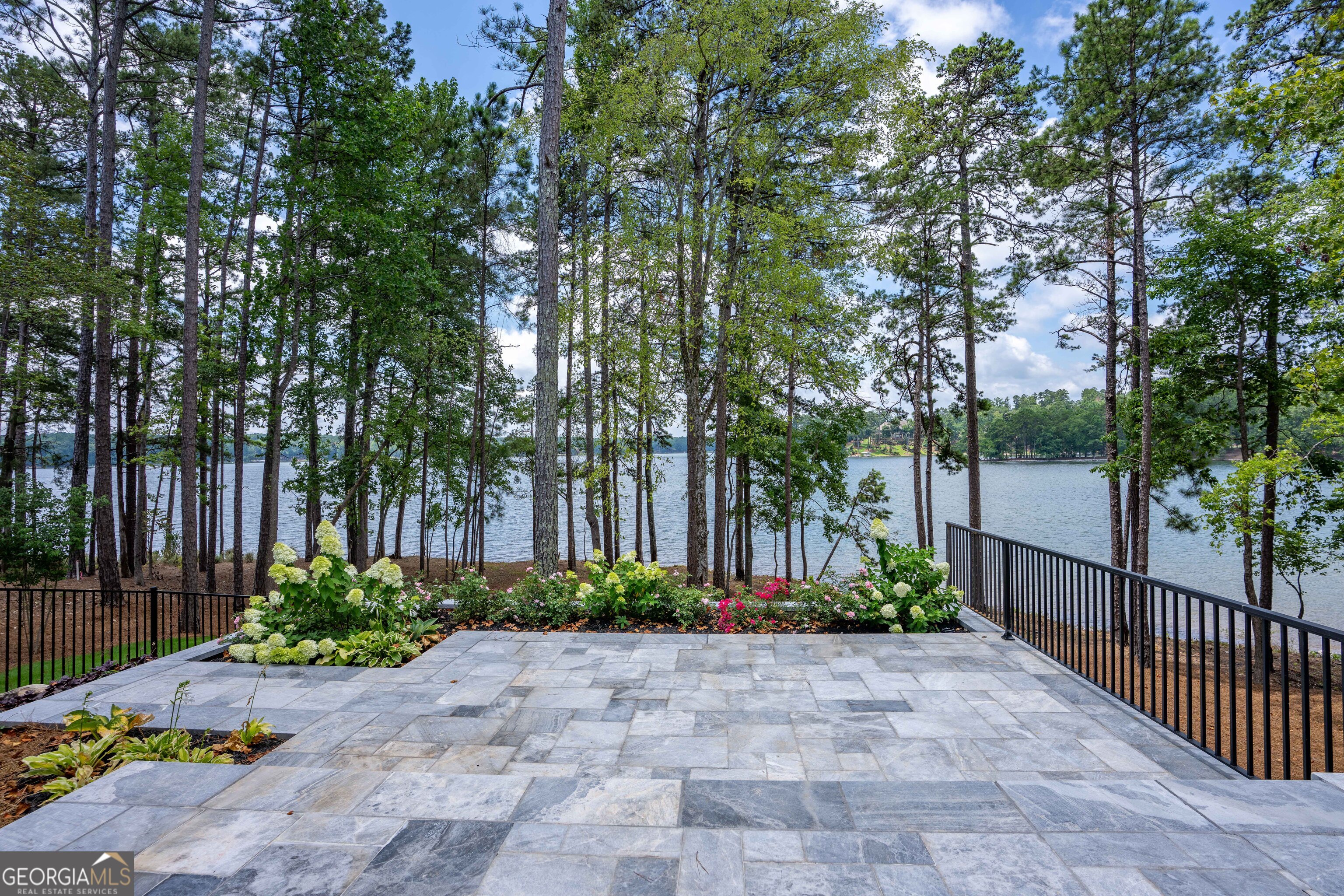 1221 BROADPOINT DRIVE