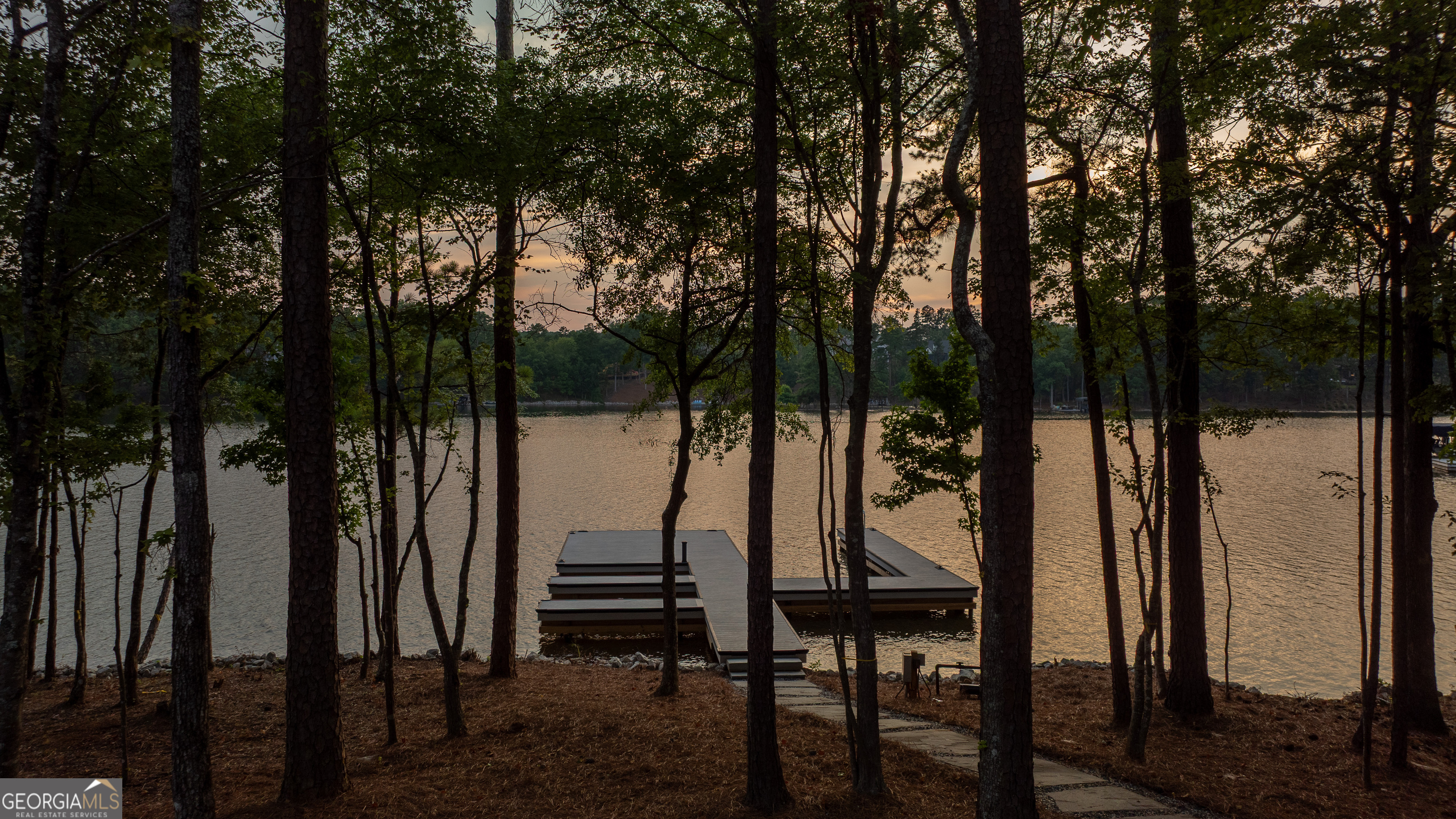 1221 BROADPOINT DRIVE