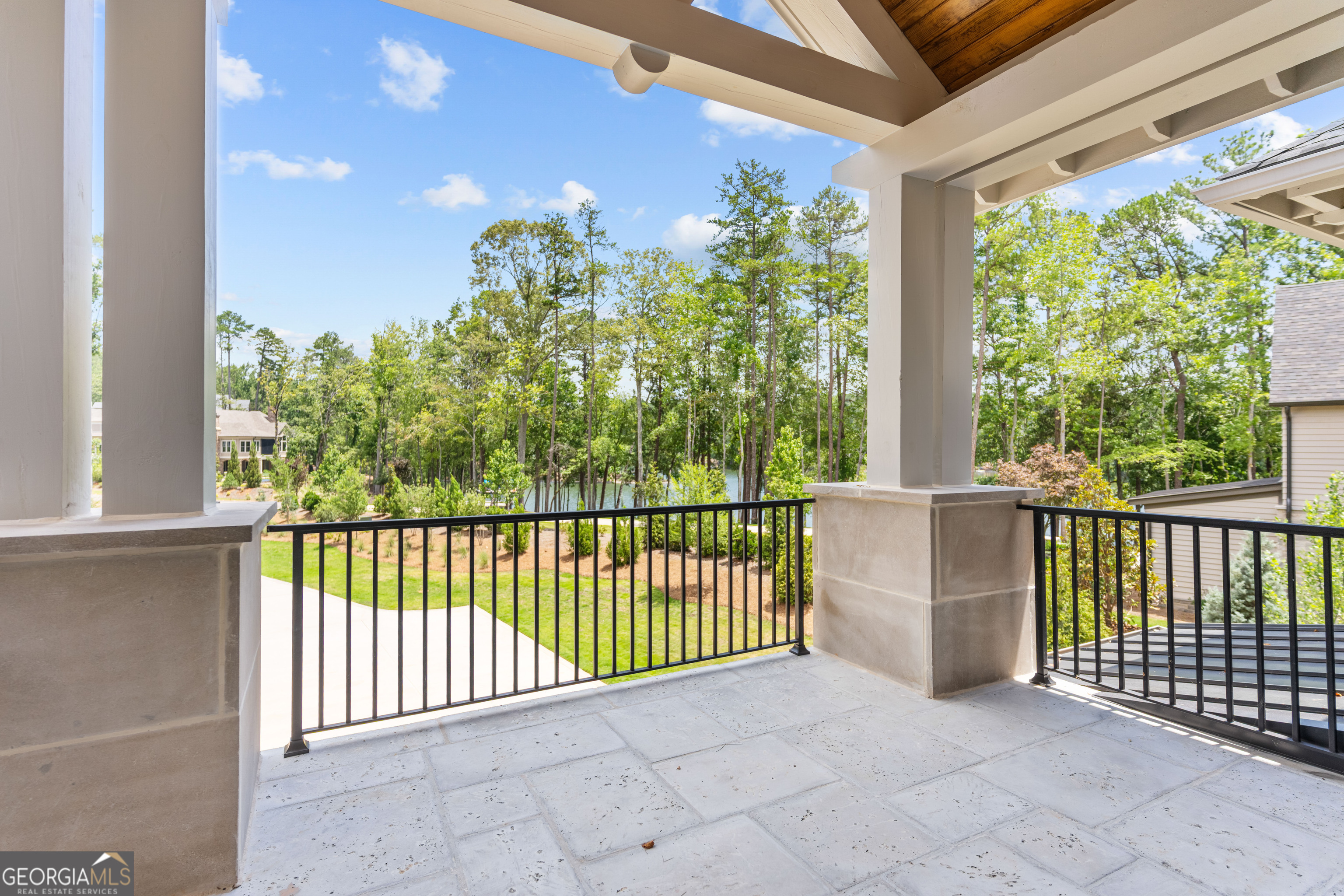 1221 BROADPOINT DRIVE