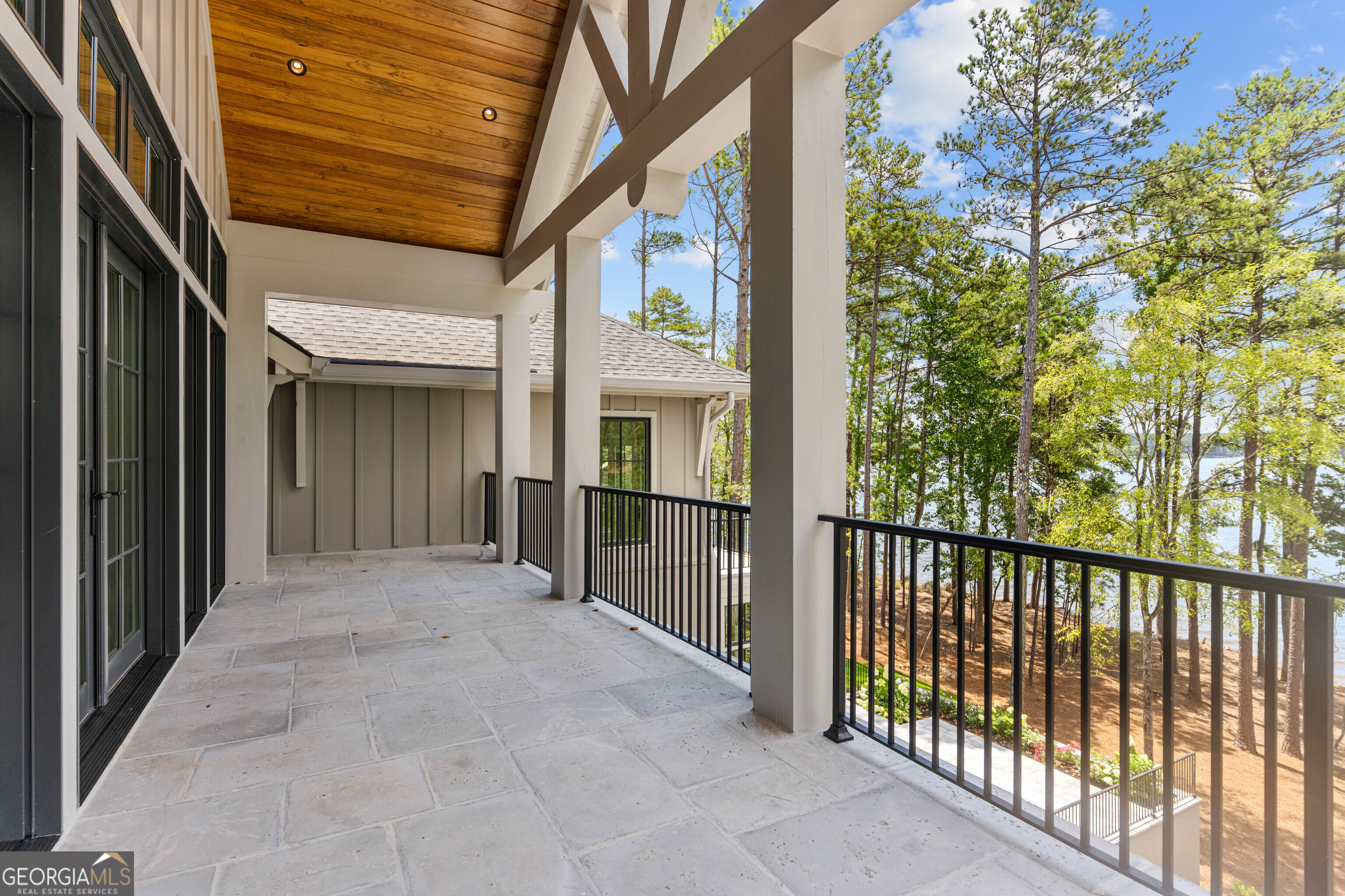 1221 BROADPOINT DRIVE