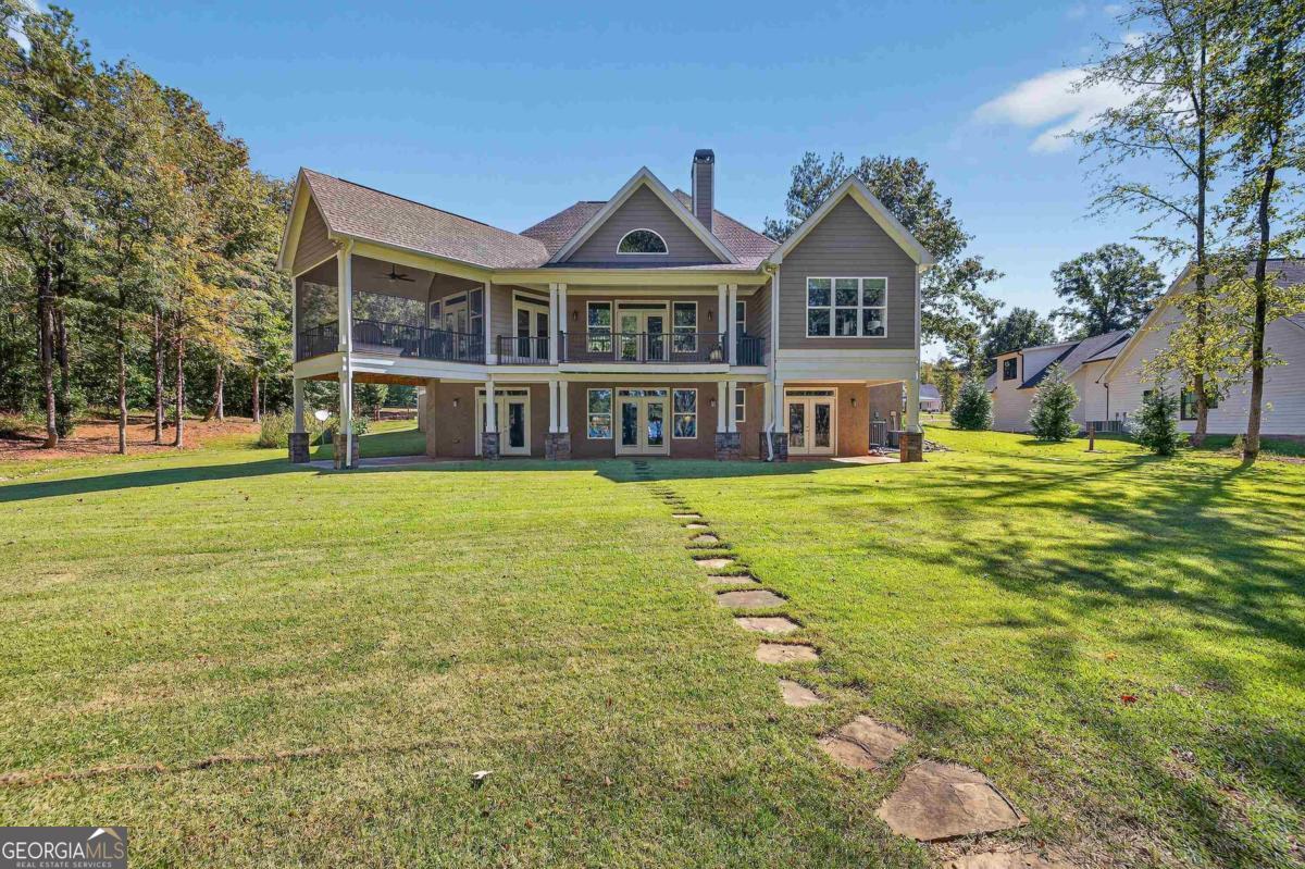 1230 Sailview Drive
