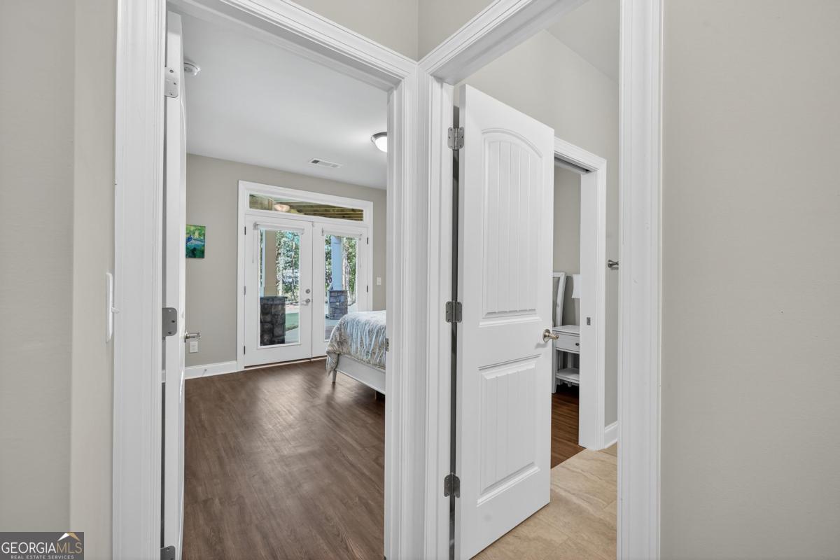 1230 Sailview Drive