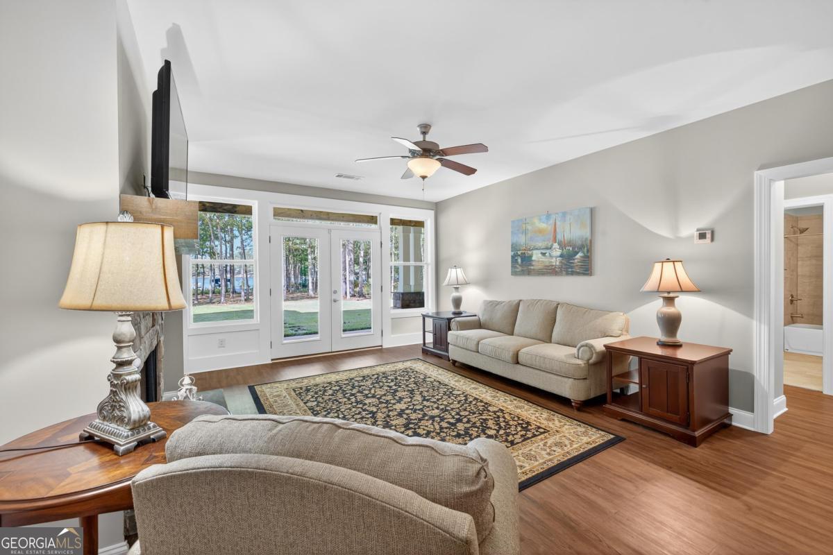 1230 Sailview Drive