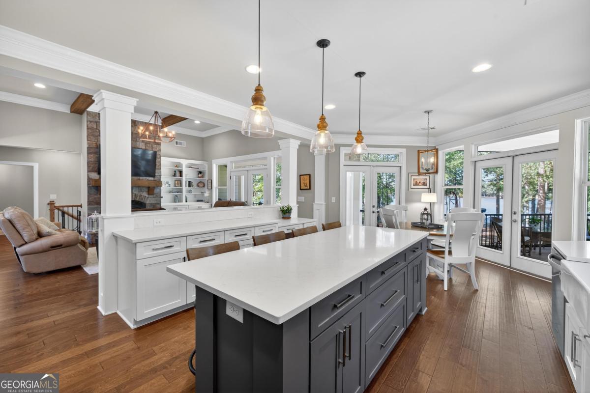 1230 Sailview Drive