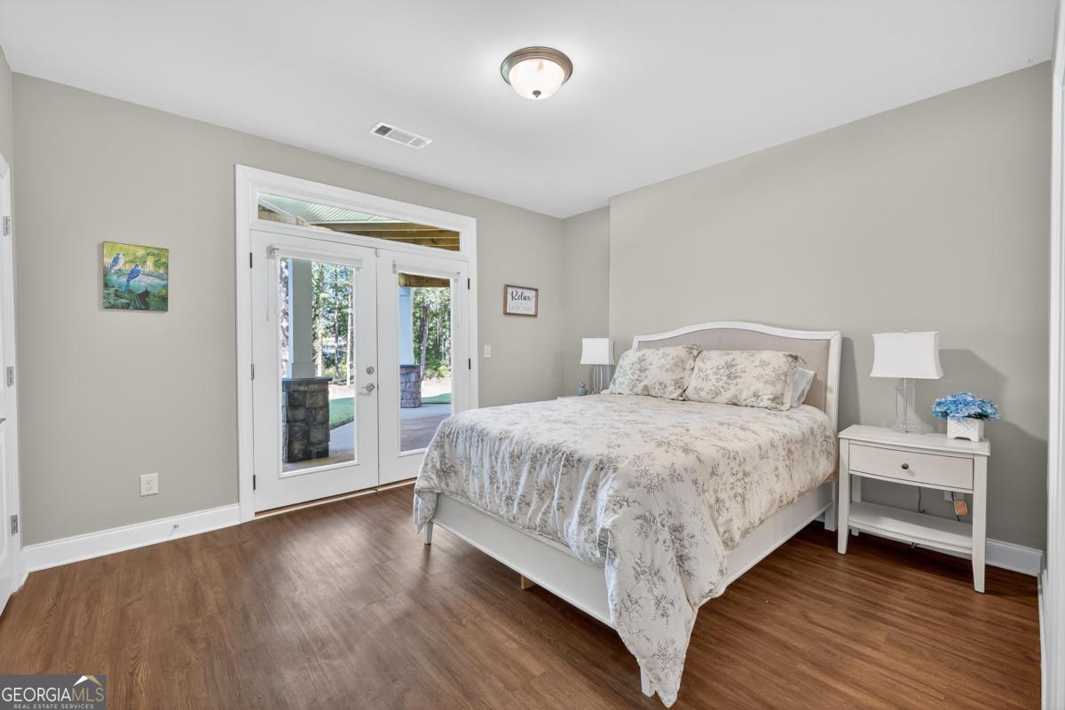 1230 Sailview Drive