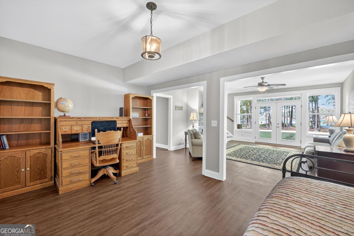 1230 Sailview Drive