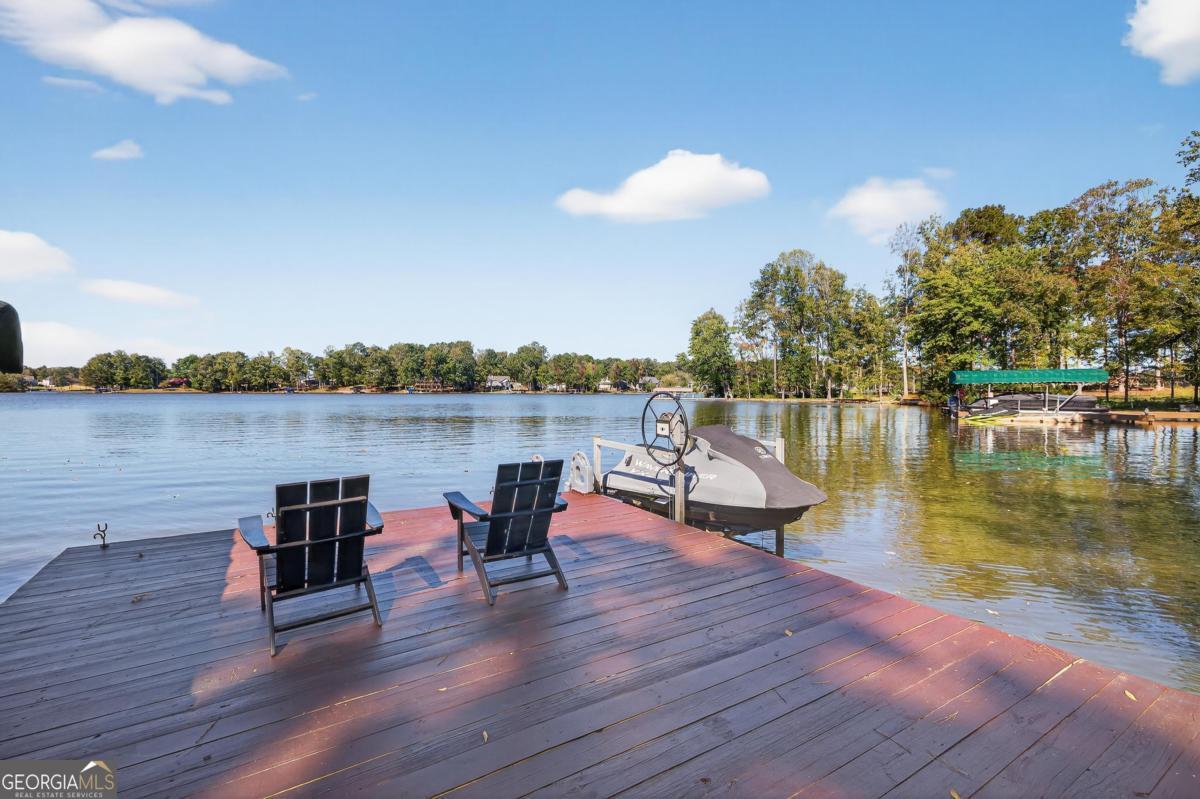 1230 Sailview Drive