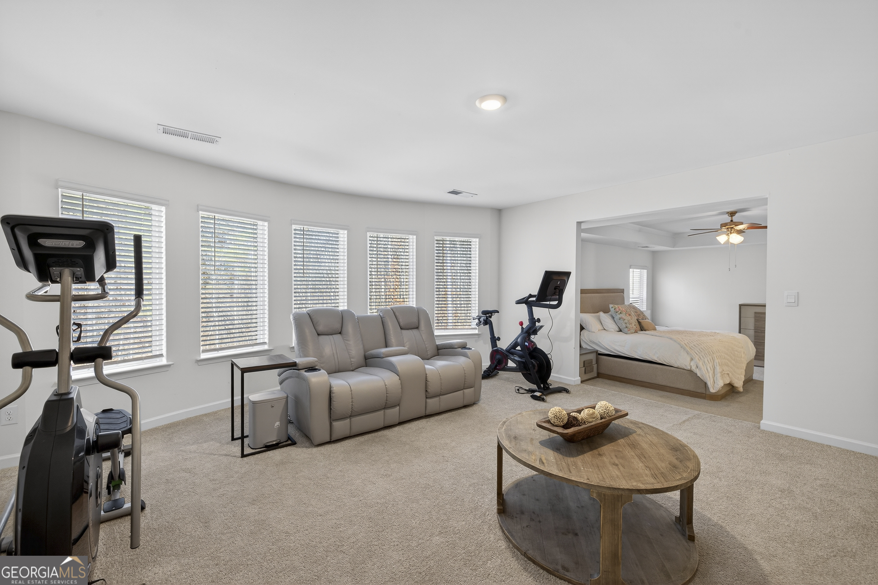 1400 Trident Maple Chase