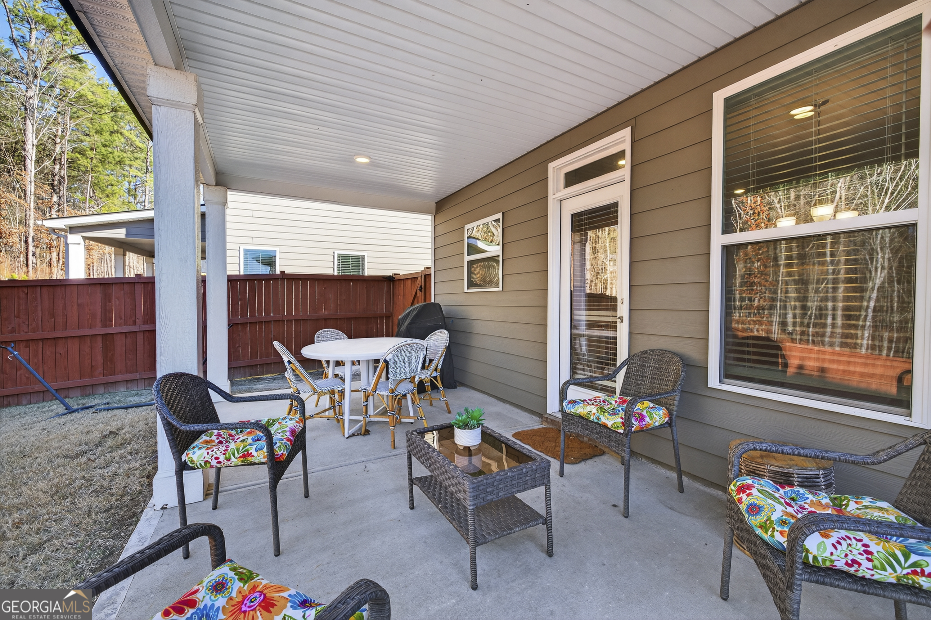 1400 Trident Maple Chase