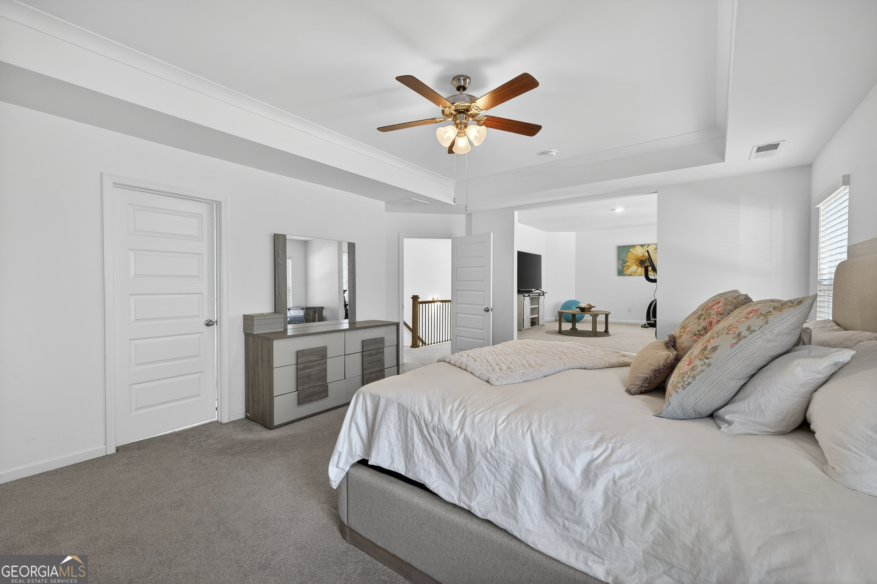 1400 Trident Maple Chase