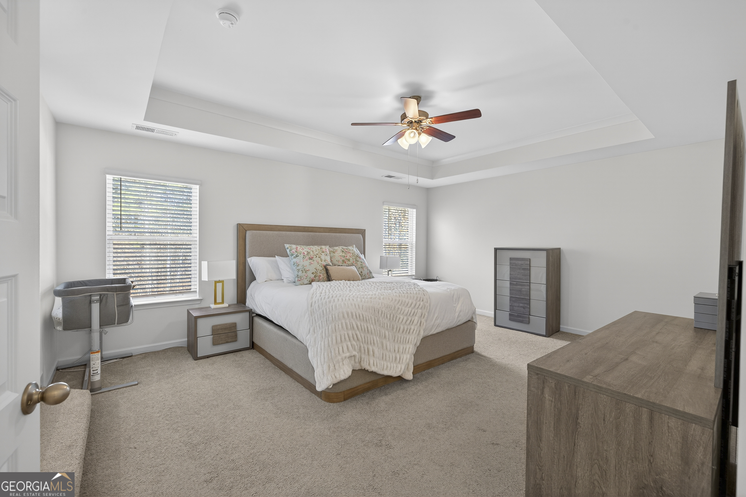 1400 Trident Maple Chase