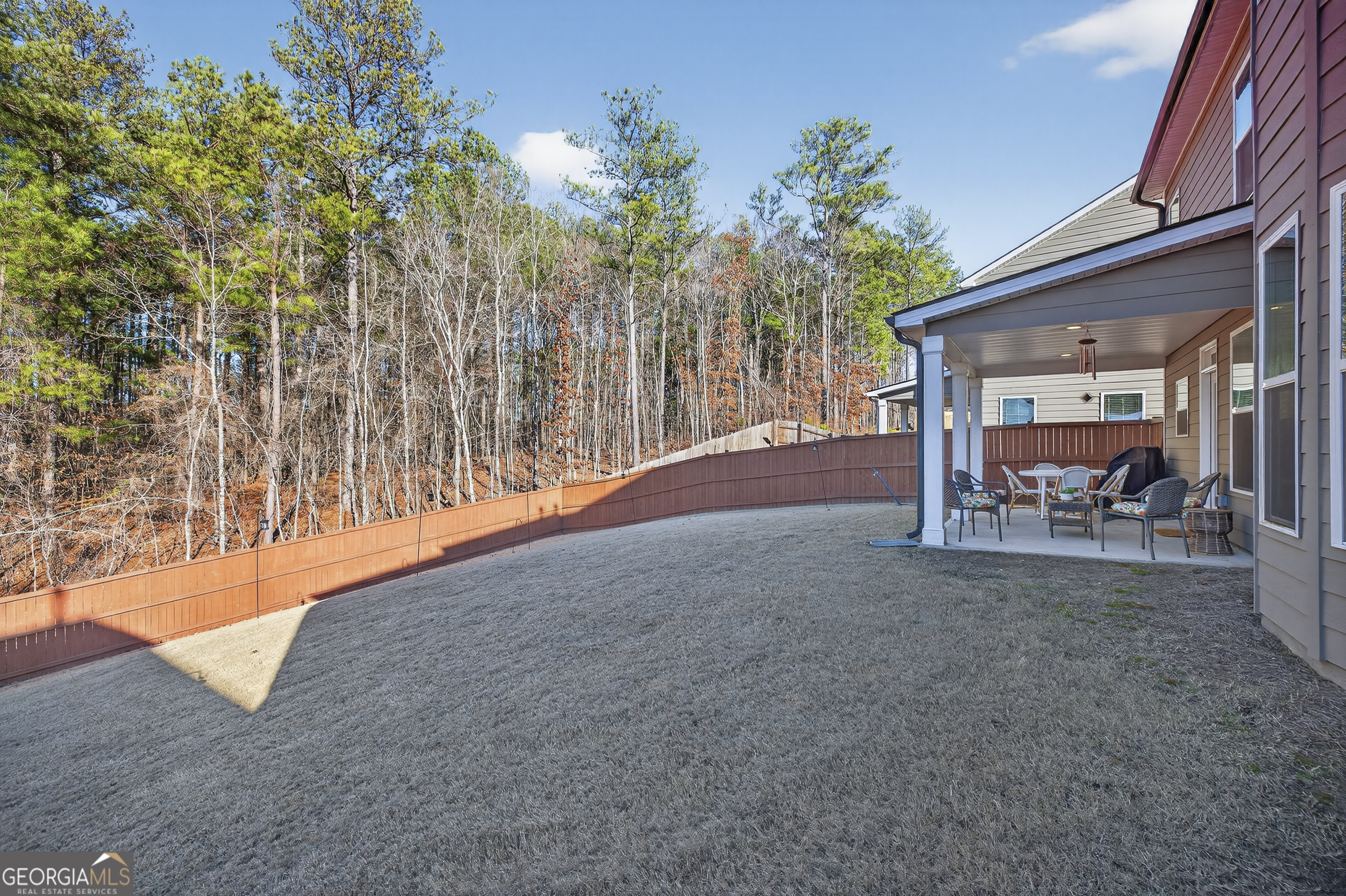 1400 Trident Maple Chase