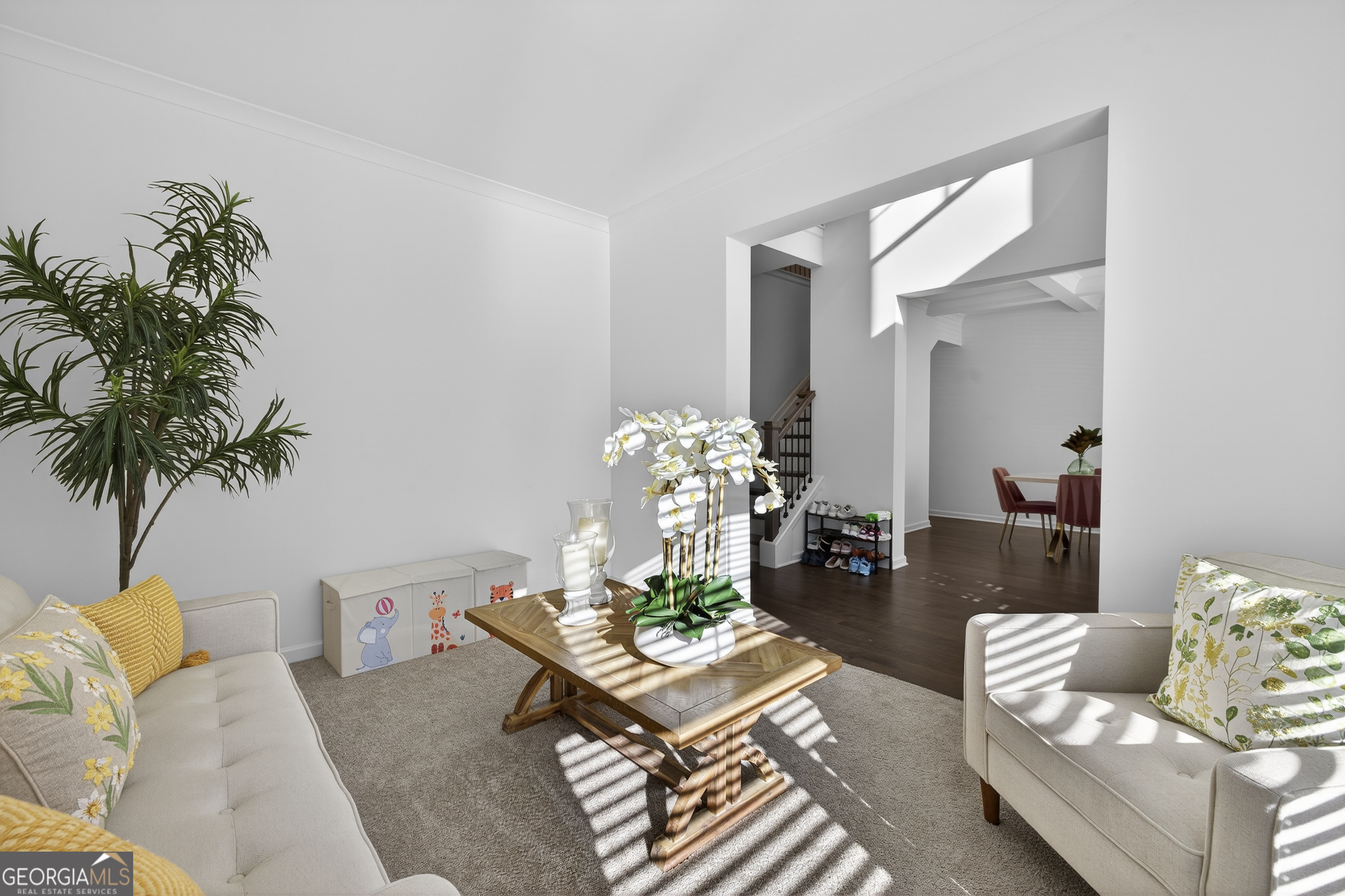 1400 Trident Maple Chase