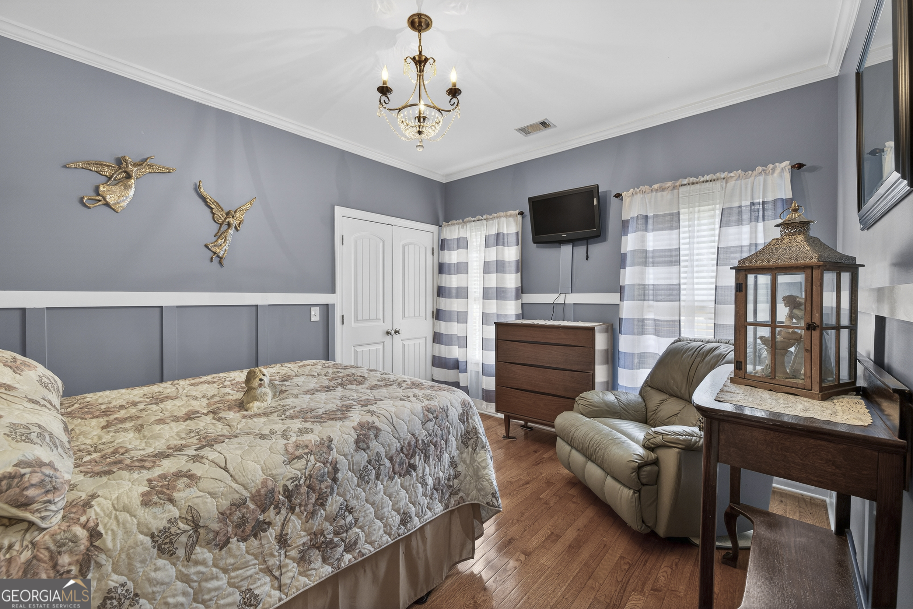 195 Surrey Chase Drive