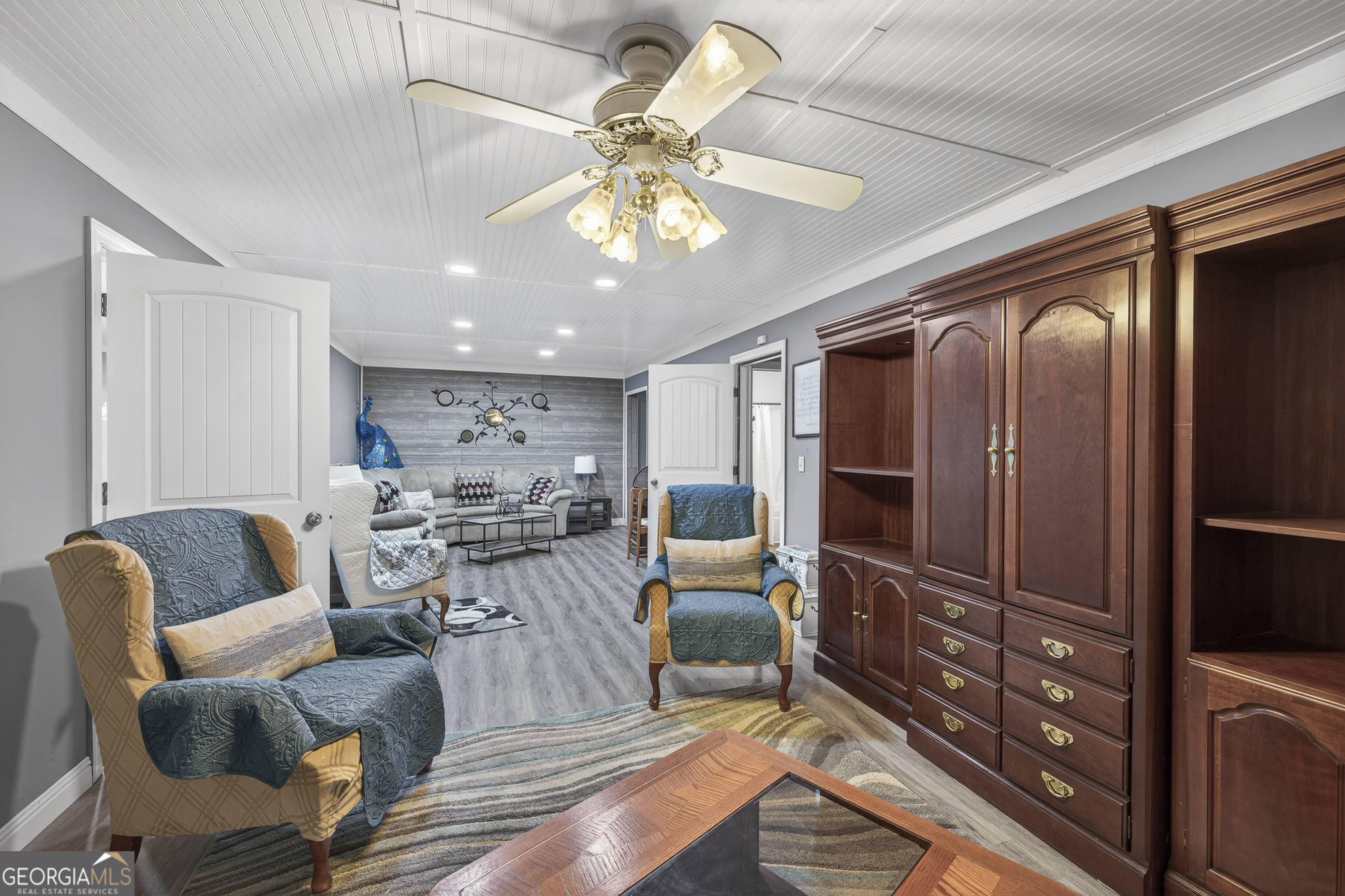 195 Surrey Chase Drive