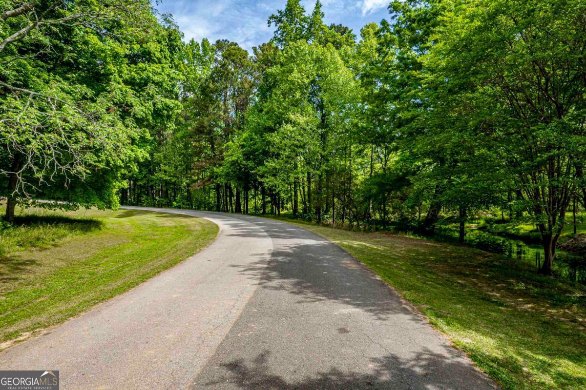 1010 Quaker Ridge Road