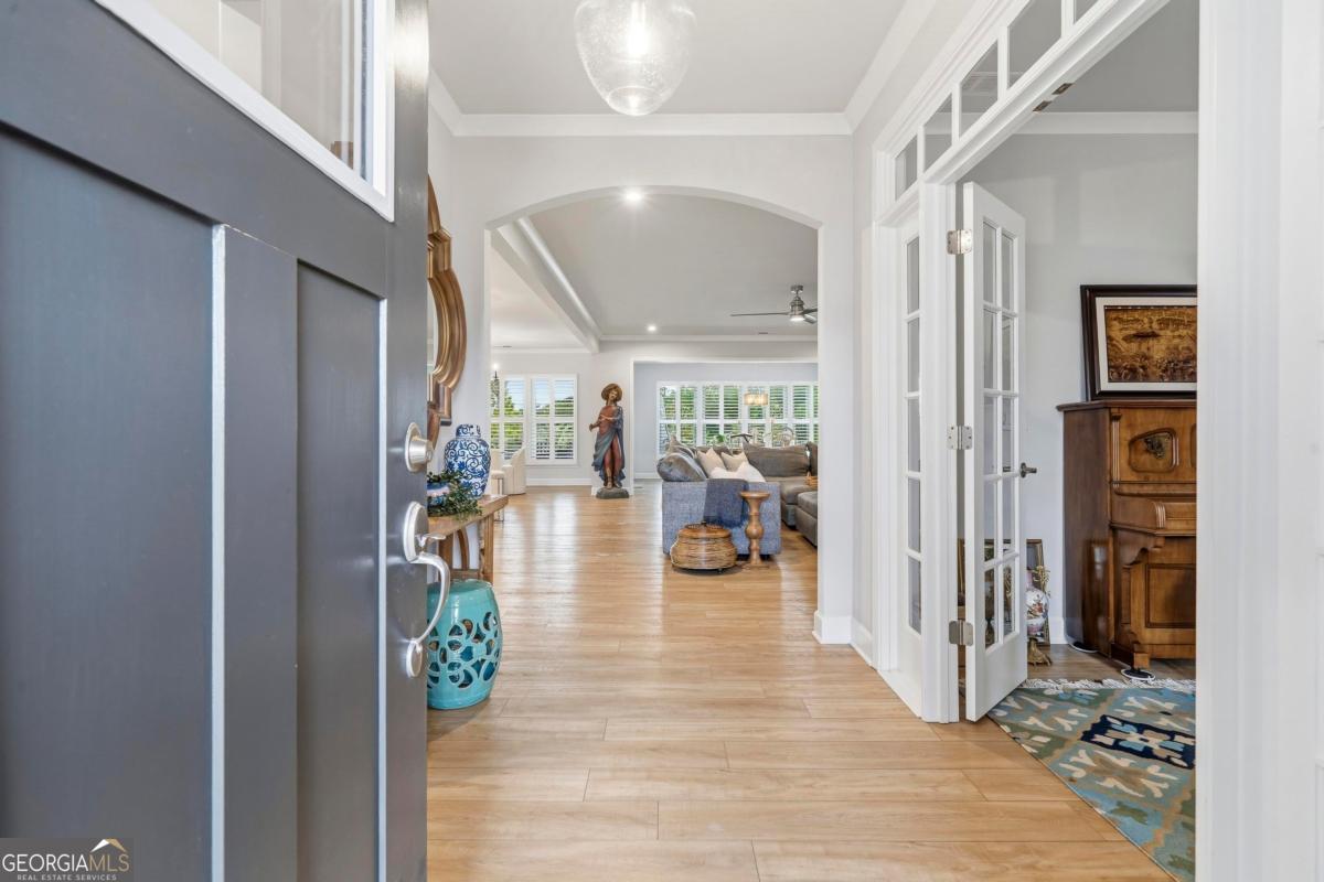 1020 Lake Terrace Bend
