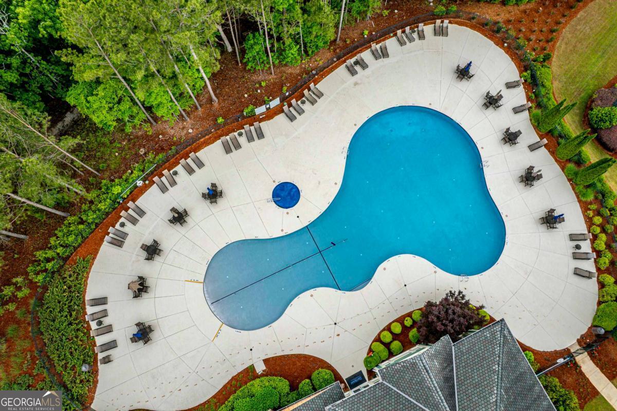 1020 Lake Terrace Bend