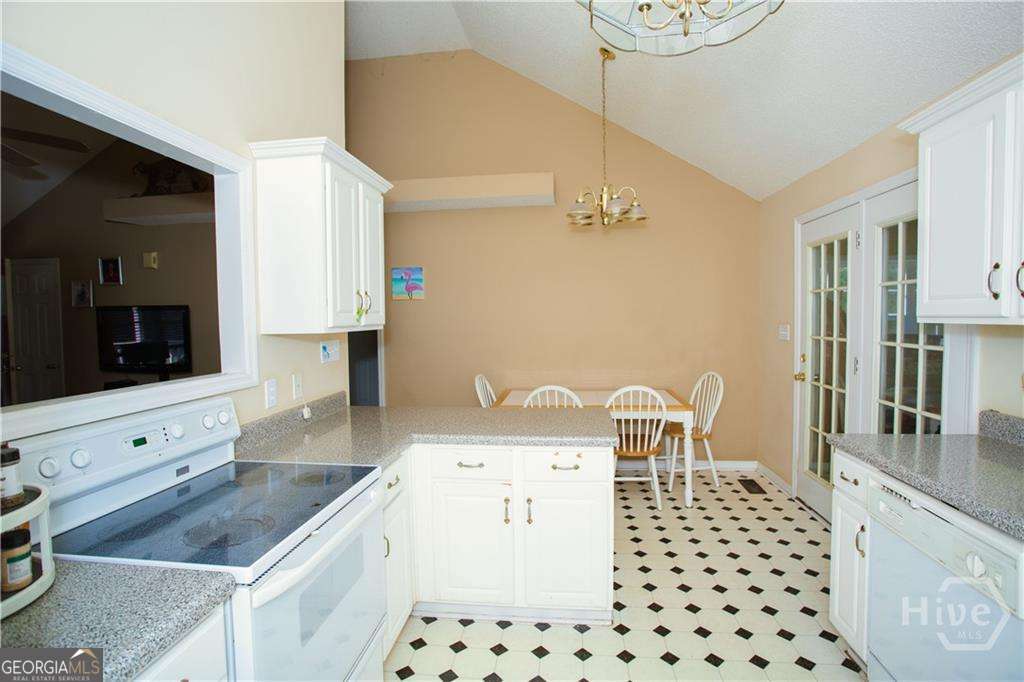 64 Post Oak Circle