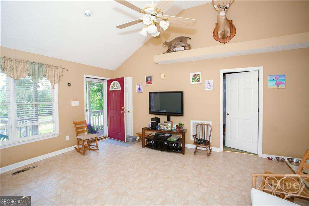 64 Post Oak Circle