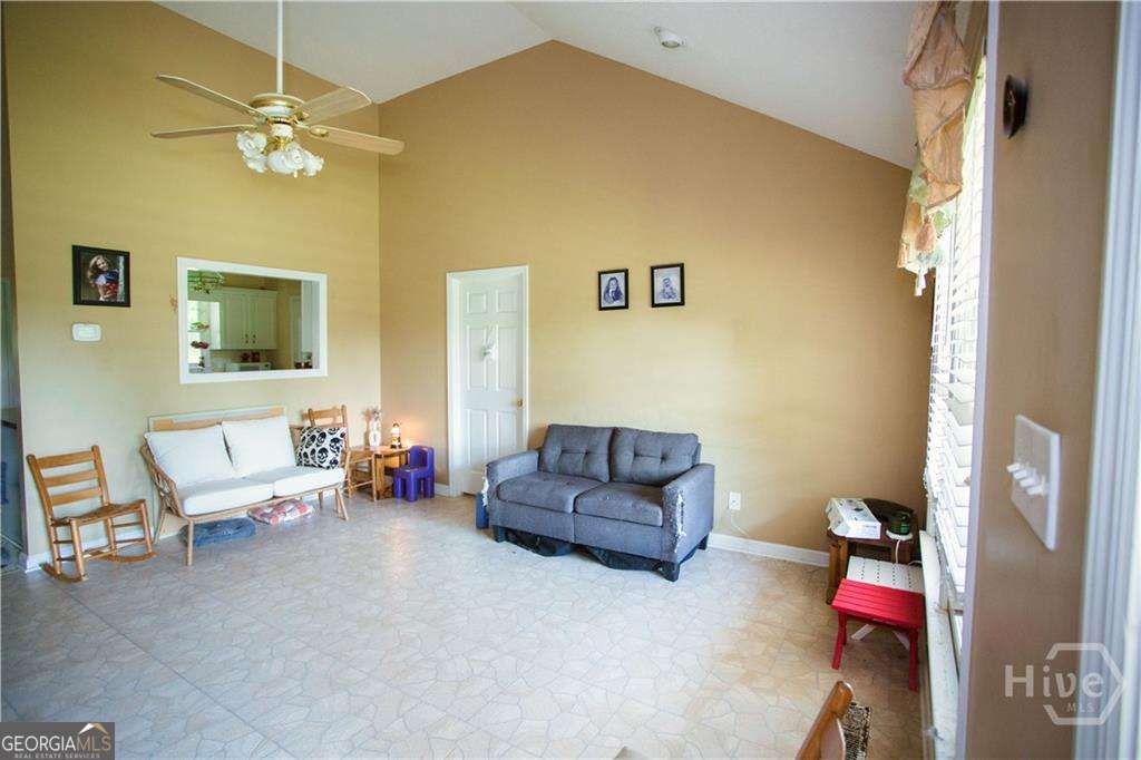 64 Post Oak Circle