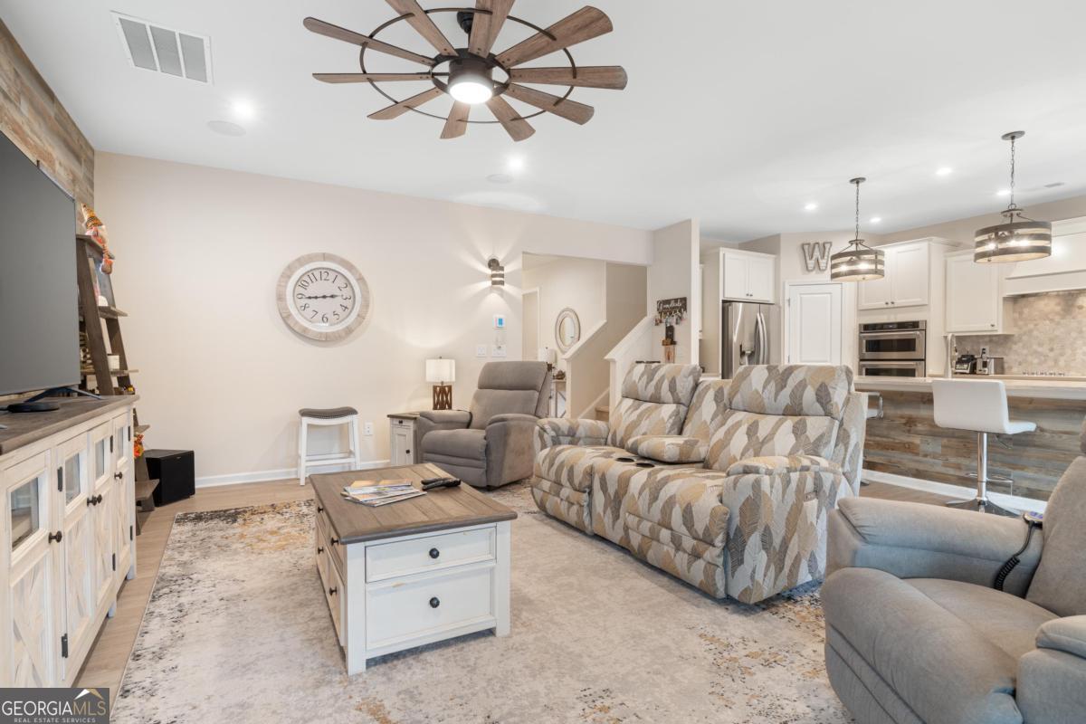 1081 Southwood Way