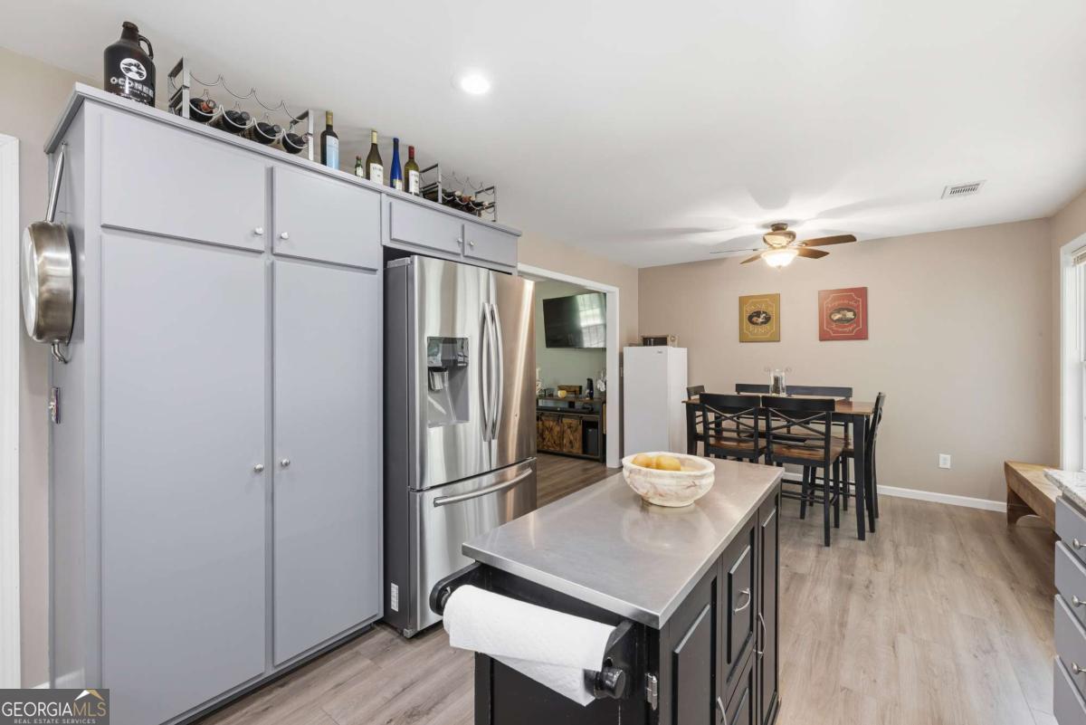 284 Poplar Creek Road