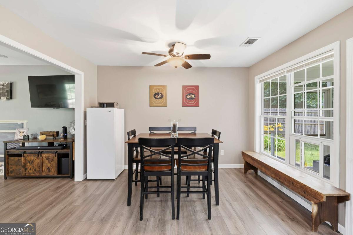 284 Poplar Creek Road
