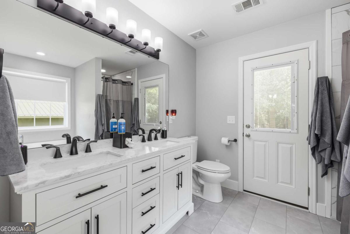 284 Poplar Creek Road